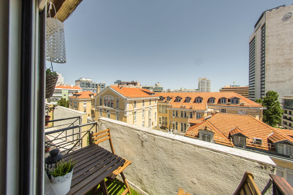 Marques Mini Hostel Lisbon Exterior photo